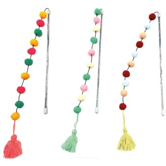 CROCI Pompom kaķu nūjiņa ar bumbiņām 35 cm (3) CROCI Pompom kaķu nūjiņa ar bumbiņām 35 cm (3)